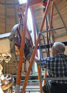 VAN VLECK REFRACTOR: TELESCOPE RESTORATION PROJECT BEGINS